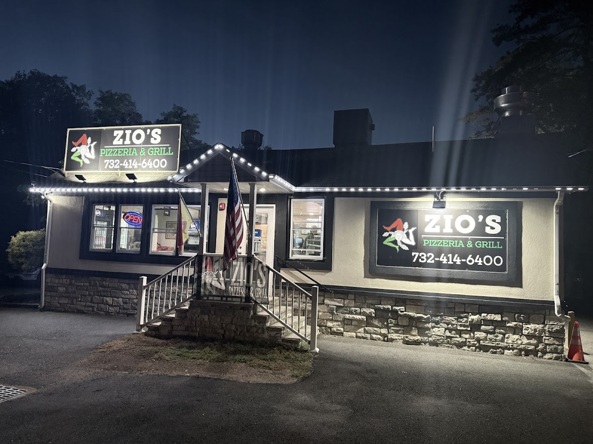 Zio's Pizzeria & Grill